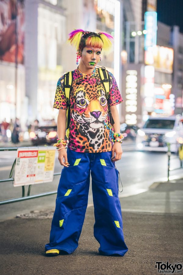 Harajuku Guy in Kawaii Street Style w/ Lion Makeup, Leopard Print Shirt & Cyber Dog Pants