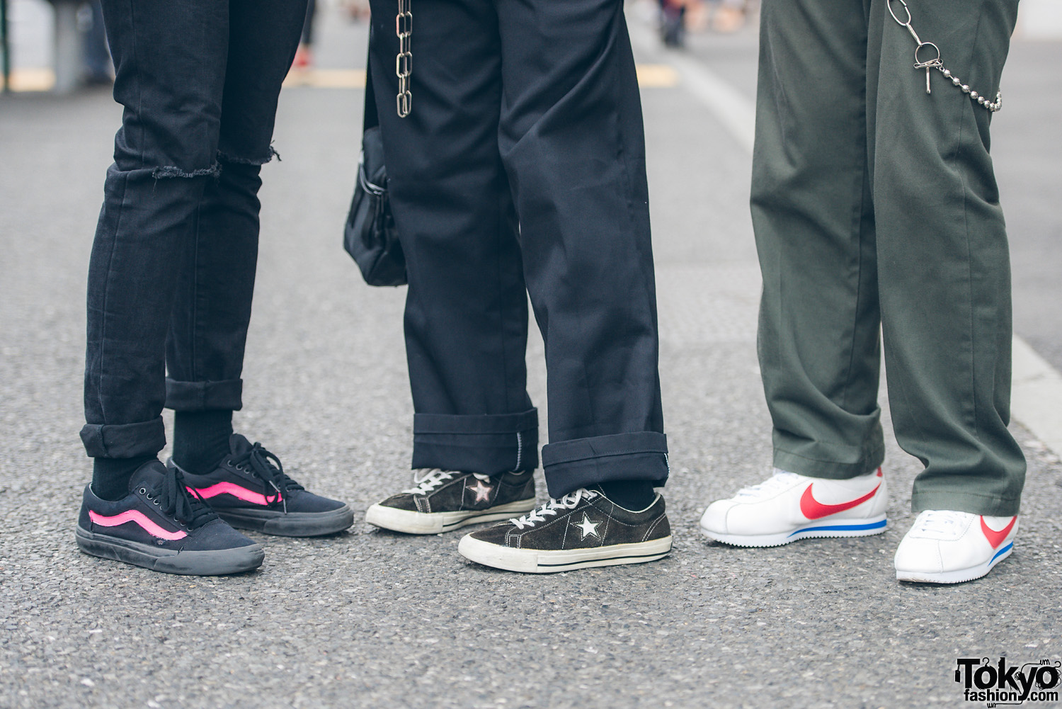 Harajuku Trio in Sporty Street Styles w/ Vans, Nike, Converse, Dickies, Palace & Cruz – Tokyo Fashion
