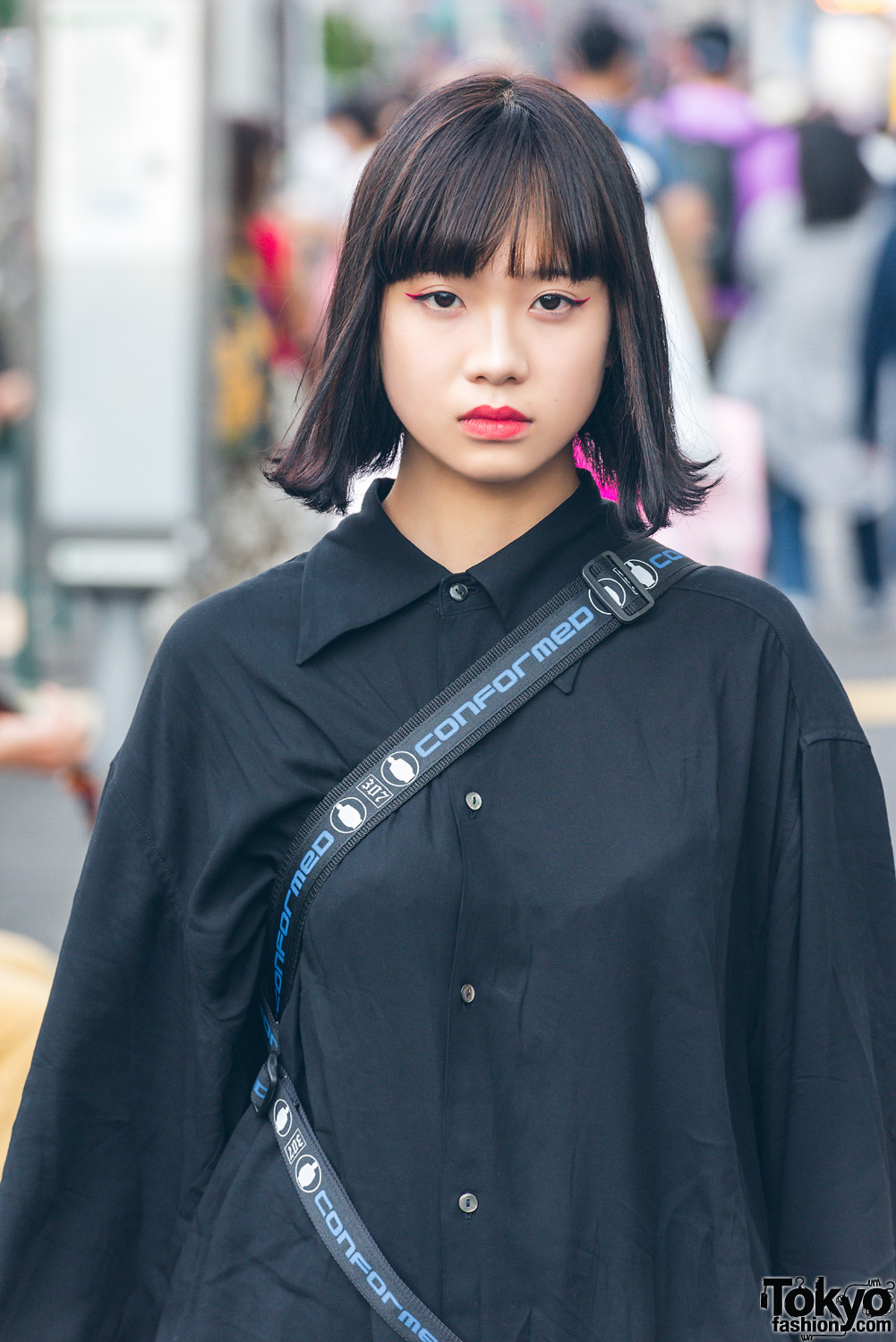 all-black-minimalist-japanese-streetwear-in-harajuku-w-kujaku-m-y-o-b