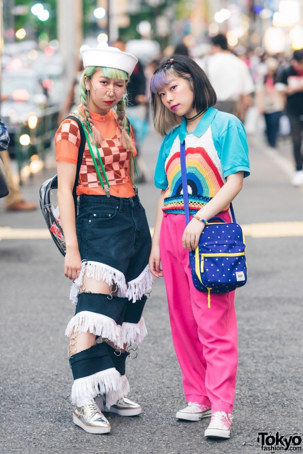 Harajuku Girls in Colorful Street Fashion & Alien Bag w/ Romantic Standard, Kiki, Kinji & San-biki no Koneko