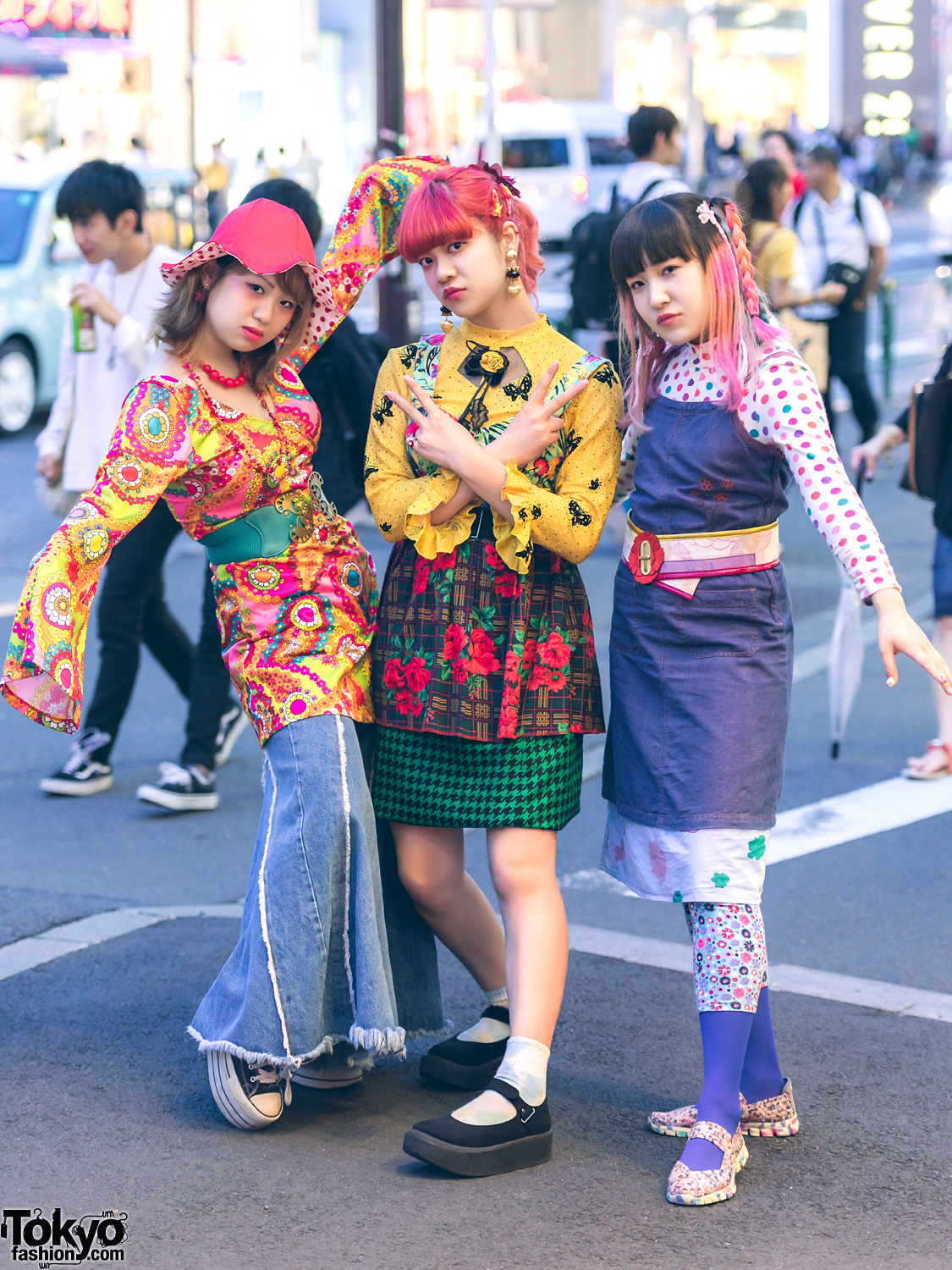 Harajuku Girls in Colorful Vintage Mixed Prints & Layered Fashion w ...