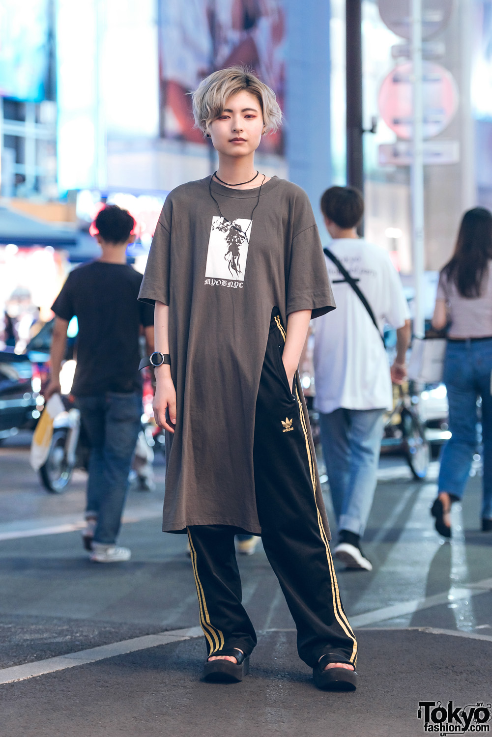 Oversized Shirt Street Fashion in Harajuku w/ M.Y.O.B., Adidas, Tokyo Bopper, Chance Chance & Faith Tokyo
