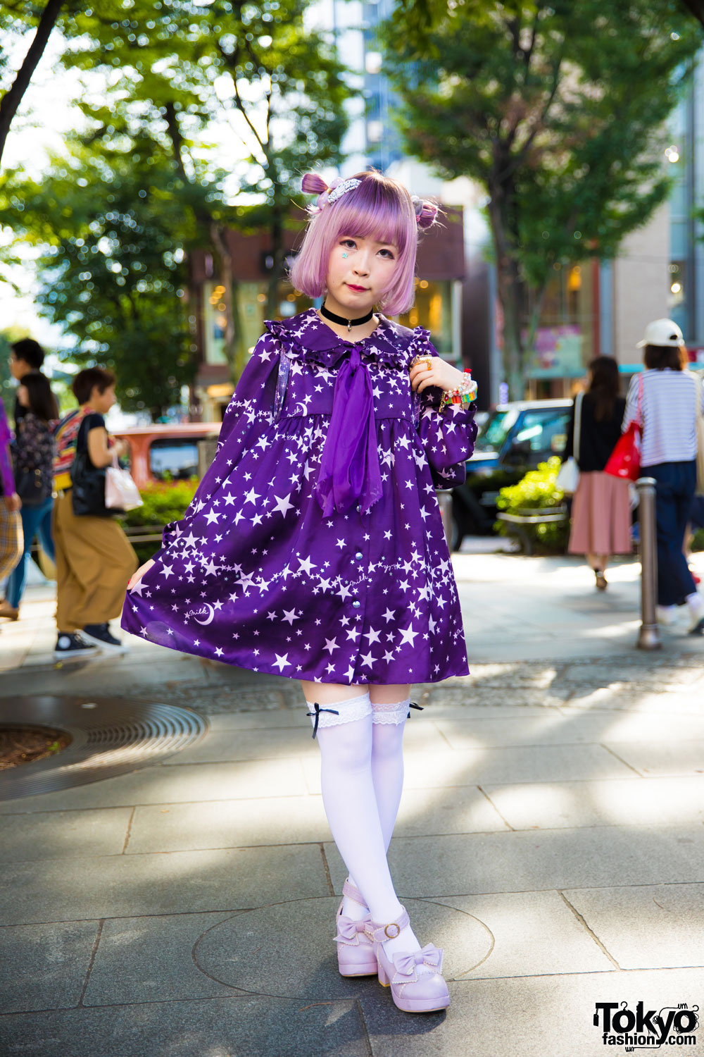 Kawaii Purple Street Fashion in Harajuku w/ Milk, Swimmer, Monomania, Monster Berry & Disney Store