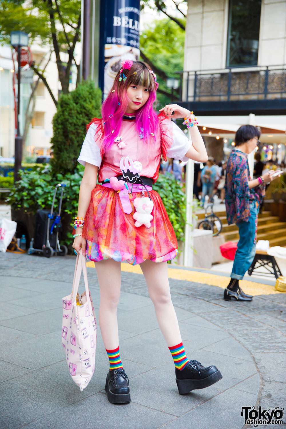 Pink-Haired Harajuku Girl in Kawaii Fashion w/ WC x Esther Kim, Miya Nishiyama, 6%DokiDoki, WEGO, Gemme, Sakura Pop Candy, Candy Stripper, Bubbles & Spinns