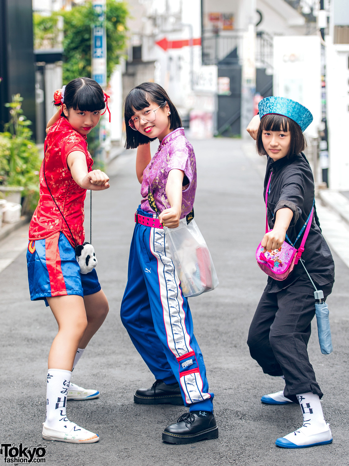 Harajuku Girls in Atarashii Gakkou No Leaders Socks, Vintage, Resale, Oh Pearl & Chinatown Fashion