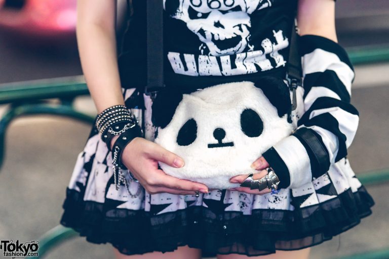 Harajuku Goth Girl Street Style w/ HellcatPunks, Broken Doll, Glavil ...