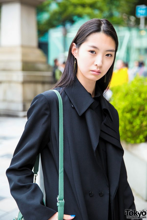 Japanese Model in All Black Street Fashion w/ Yohji Yamamoto, iolom & 3 ...