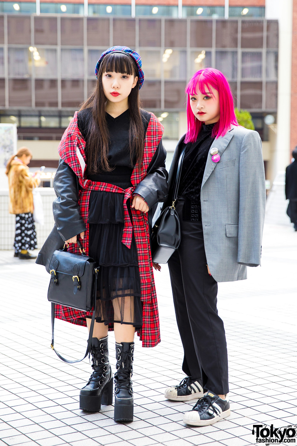 Japanese Girls in Winter Streetwear w/ Vintage Fashion, Dolls Kill, New York Joe, Vivienne Westwood & Adidas