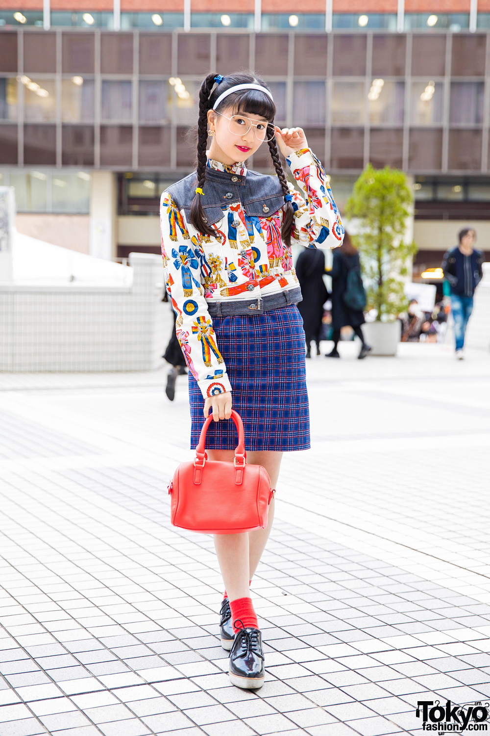 Japanese Model/Actress A-Pon in Vintage Mixed Prints Street Style & Chanel Earrings