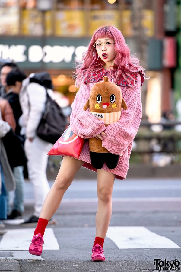 Hikapu in Kawaii Pink Harajuku Street Style w/ Nebaarukun, Swankiss, Last Virgin & WC