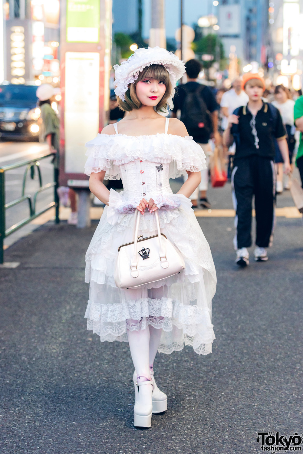 White Lolita Fashion in Harajuku w/ MR Corset, Na+H, Triple Fortune, Dangerous Nude & Baby, The Stars Shine Bright
