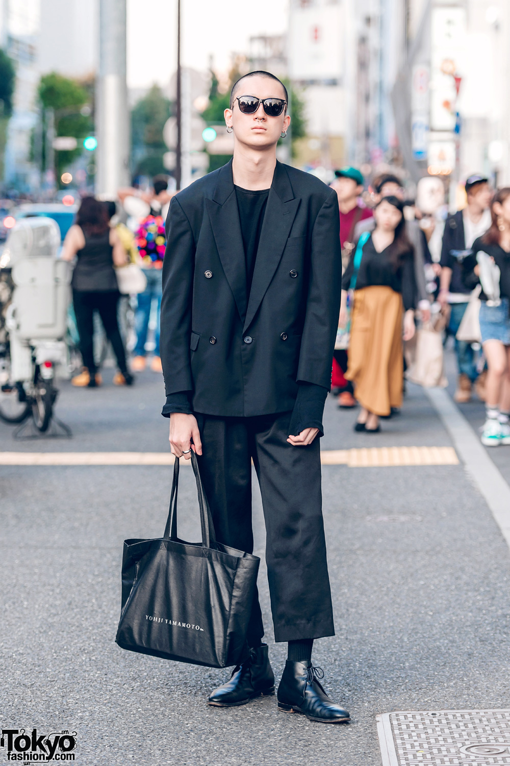 Japanese Model in All-Black Yohji Yamamoto Y's Menswear Street Fashion