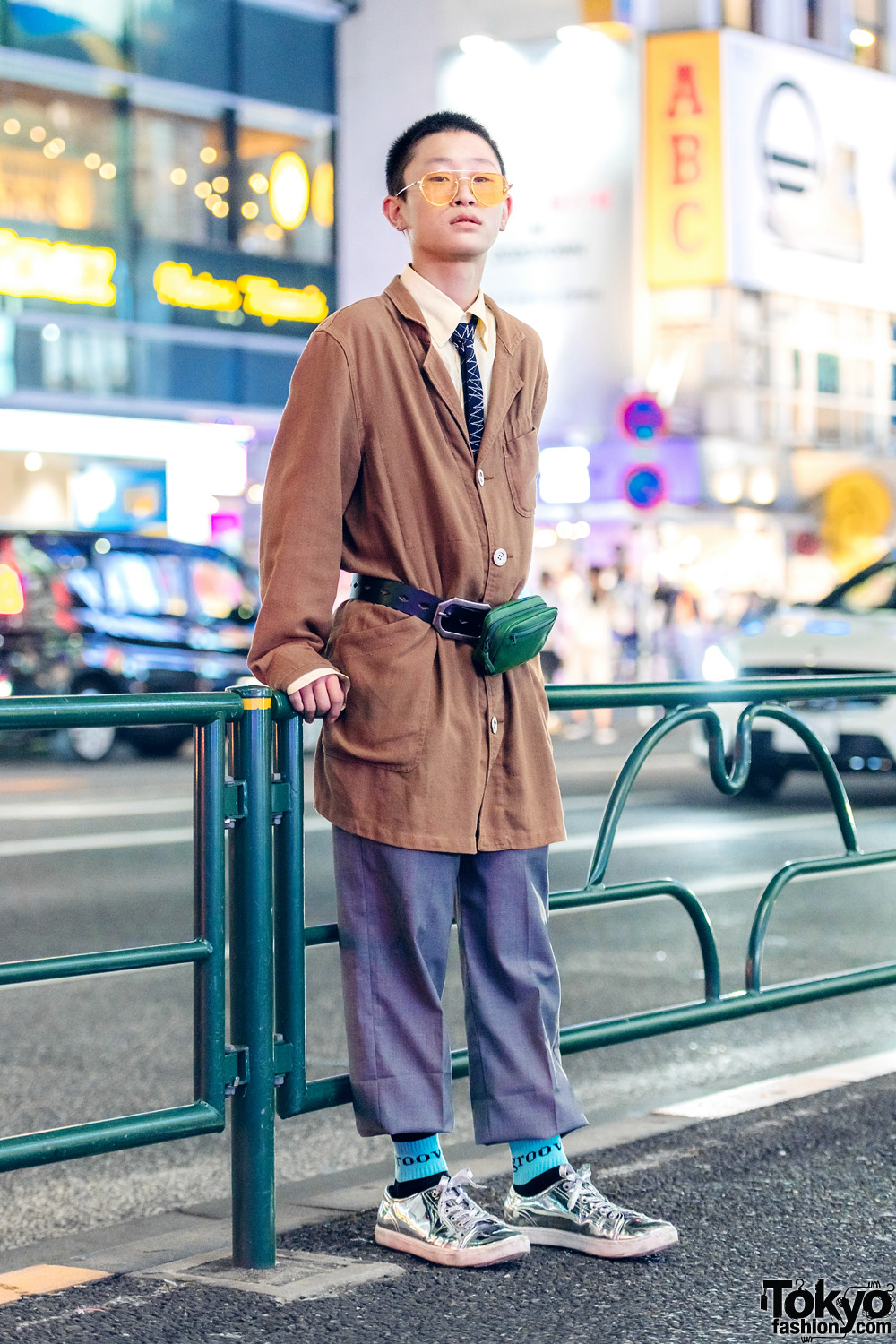 Japanese Teen in Retro Men's Fashion w/ QUN Tokyo Metallic Sneakers & Kenzo Belt Bag