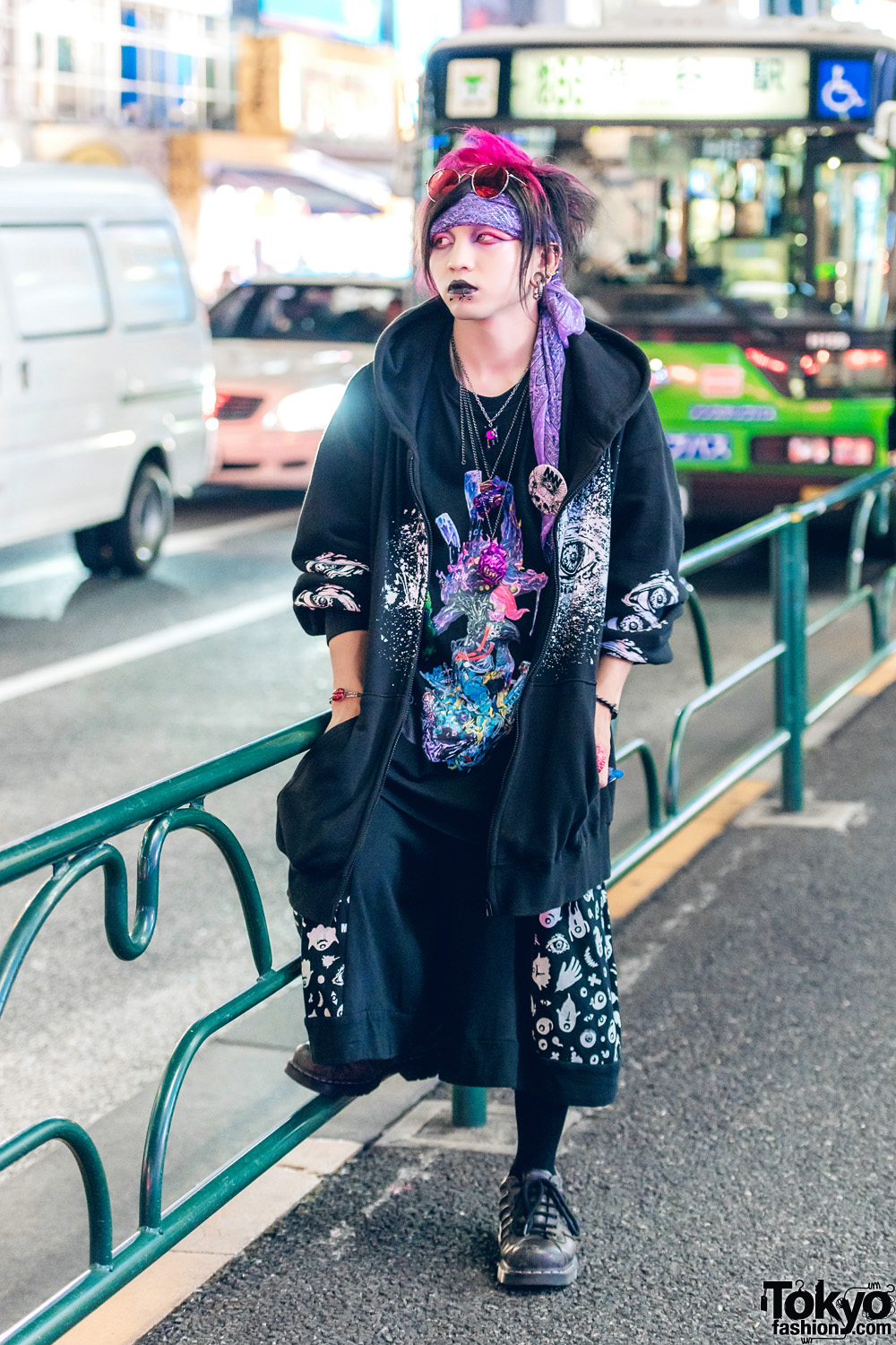 Japanese Designer w/ Pink Hair, Dark Harajuku Street Fashion & Handmade ...