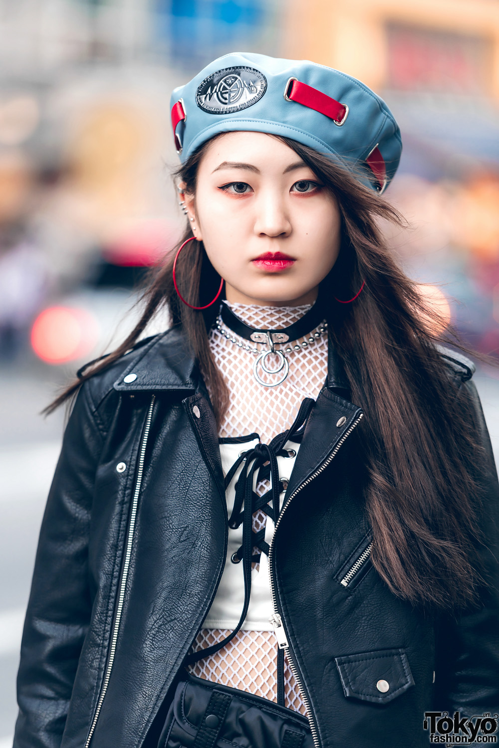 Harajuku Teen Girl Squad in Modern Japanese Streetwear