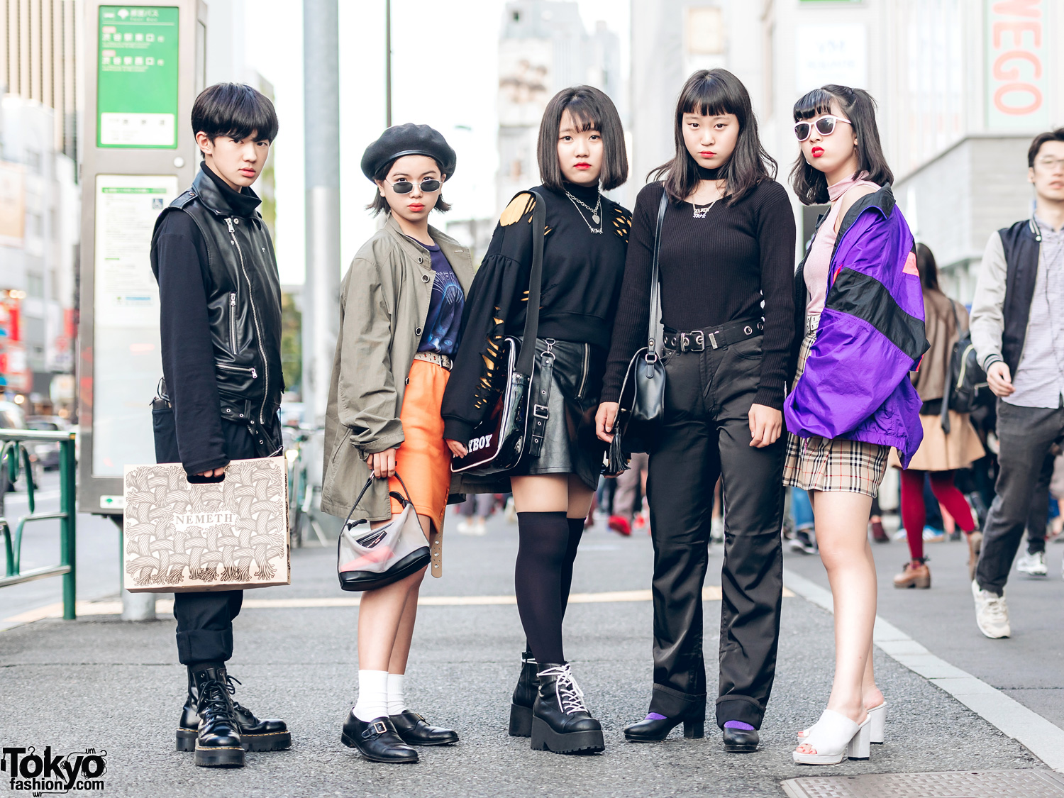 Harajuku Teen Group in Black & Eclectic Streetwear Fashion Styles