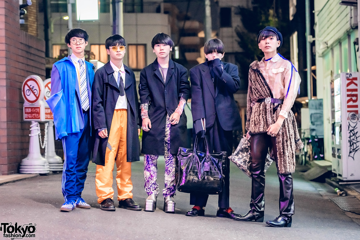 Harajuku Boy Group in Outerwear Street Styles w/ CDG, Adidas, Christian Dior, Vivienne Westwood, Vans, Dr. Martens, New Balance, Porter, LV, Versace & Fulioati