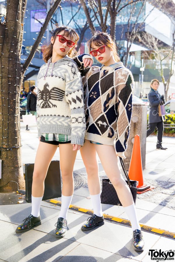 Vintage Holiday Sweater Fashion in Harajuku w/ Zara Lace Up Shoes & Gucci Printed Handbag
