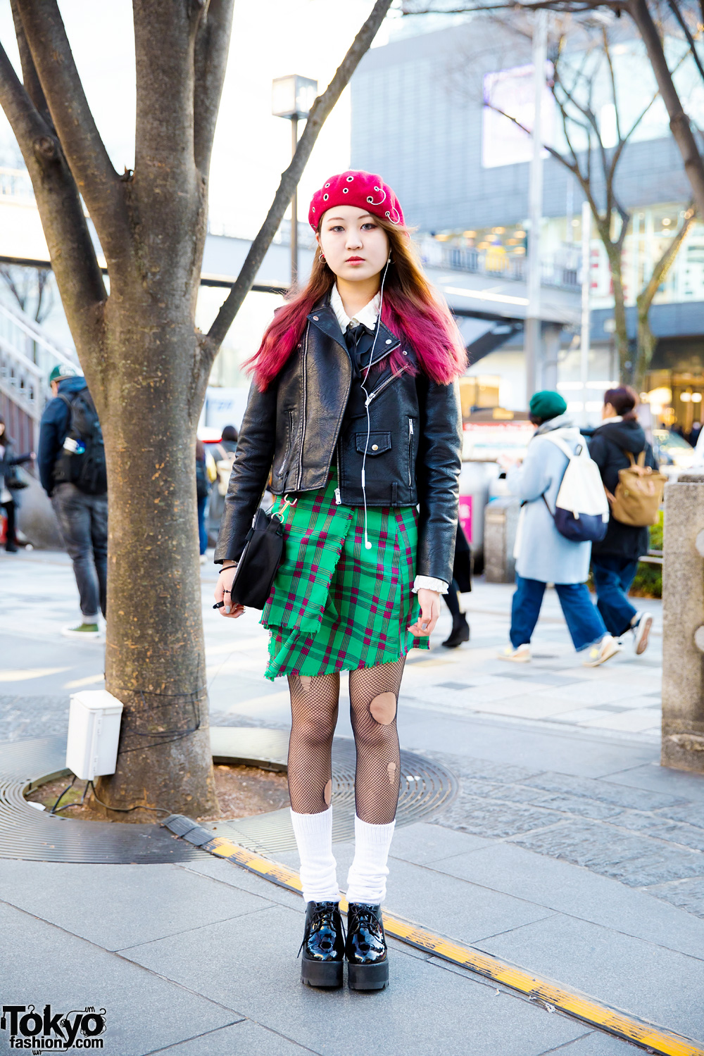 Harajuku Girl in Rocker Chic Street Style w/ Bubbles, Zara, Eria/Area & Little Sunny Bites