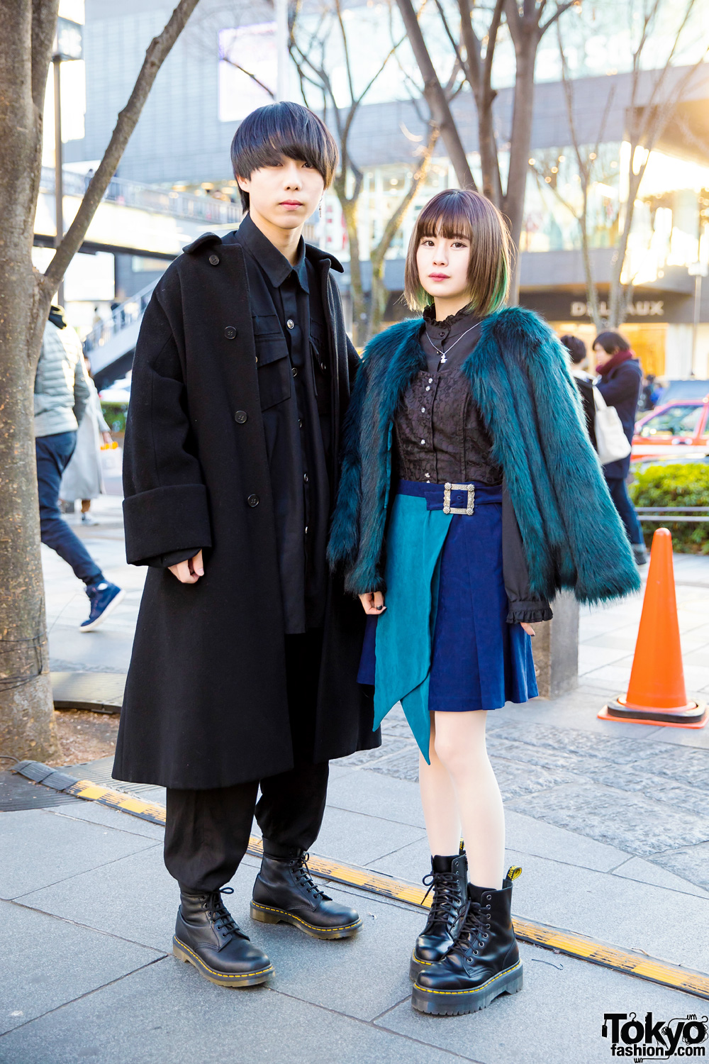Harajuku Couple in Stylish Street Fashion w/ Comme des Garcons, Never Mind the XU, Hare, Amijed, Pameo Pose & Vivienne Westwood