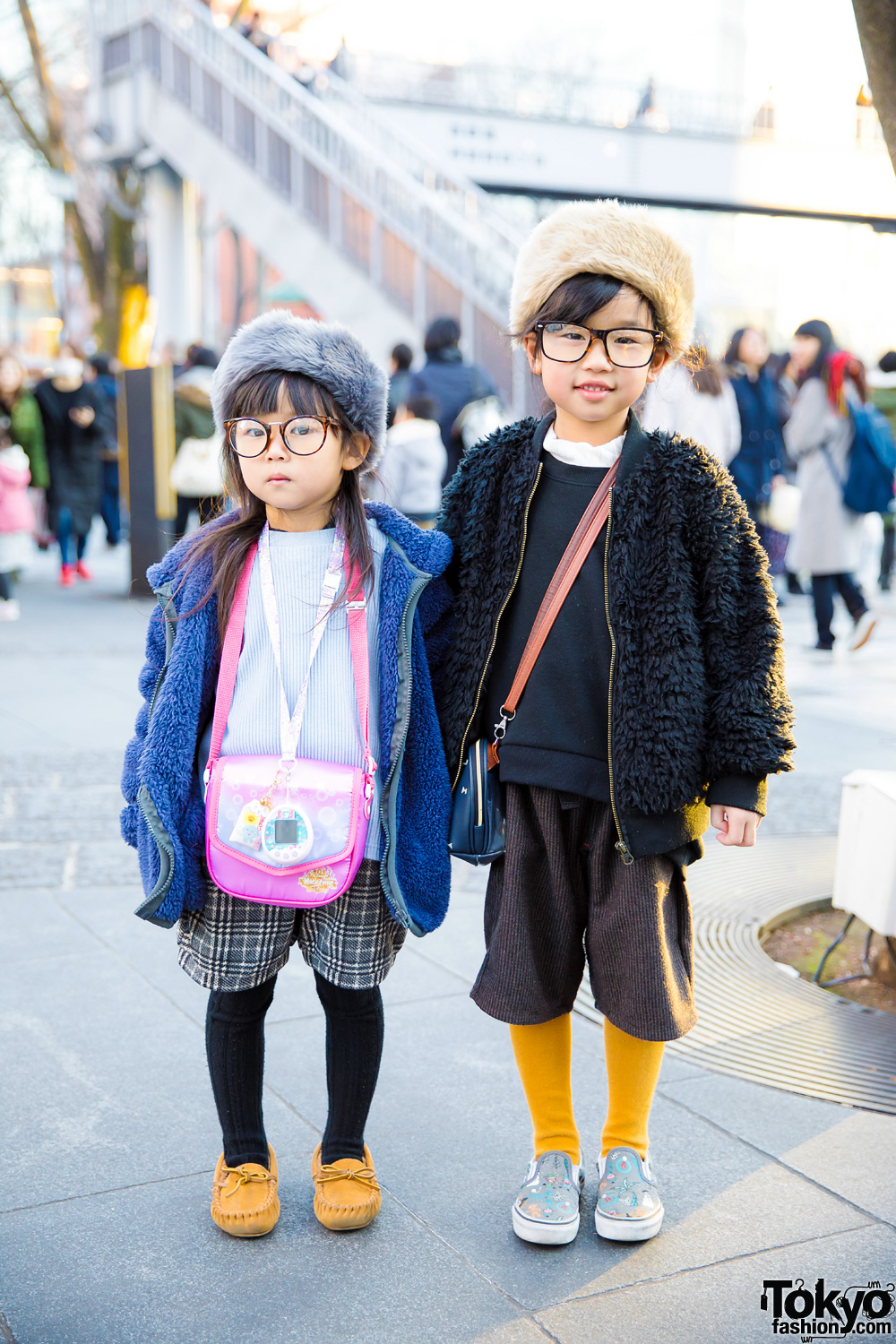 Adorable Harajuku Kids Winter Fashion Street Styles w/ Markey's, Disney Magic Castle, GU & Vans