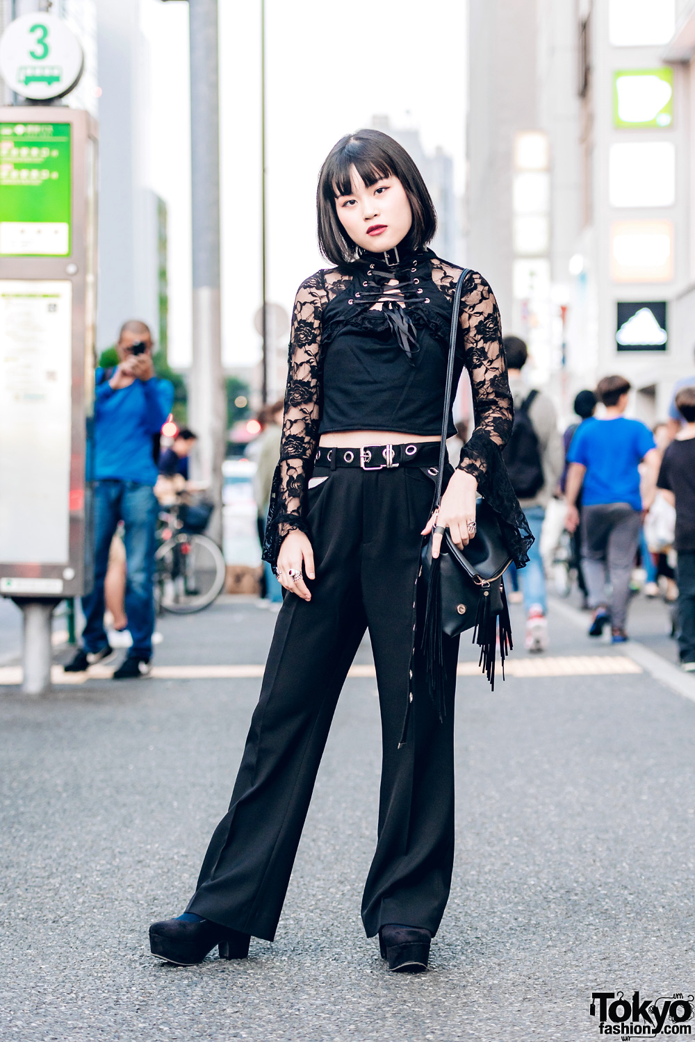 All-Black Street Style w/ Floral Lace Top, Wide-Legged Pants & Suede Platform Shoes