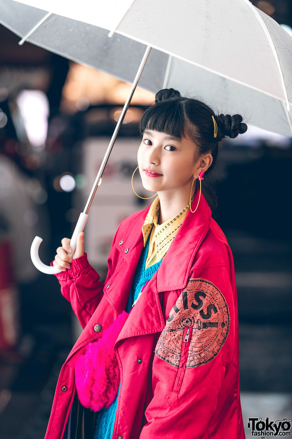 Japanese Teen Model Actress Apon In Bold Colors W RRR S