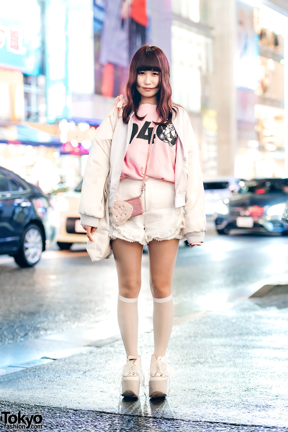 Harajuku Girl in Pastel Streetwear Style w/ RoseMarie Seoir, Swankiss & Vannie Tokyo