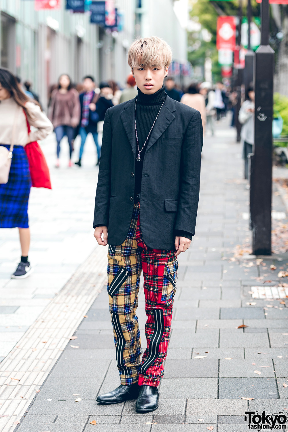 Plaid Street Style in Harajuku w/ Comme des Garcons, Tiger of London, Vanquish & Vivienne Westwood