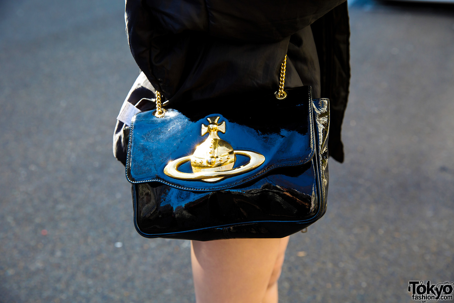 Vivienne Westwood Heart-Shaped Bag & Knuckle Rings – Tokyo Fashion