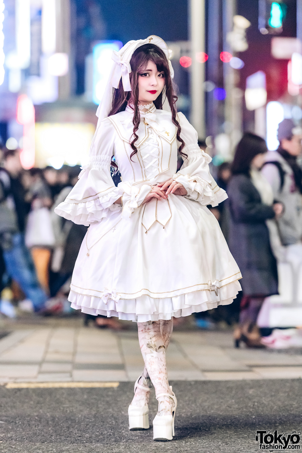 All White Japanese Lolita Fashion w/ Metamorphose Temps De Fille, Triple Fortune & Mary West