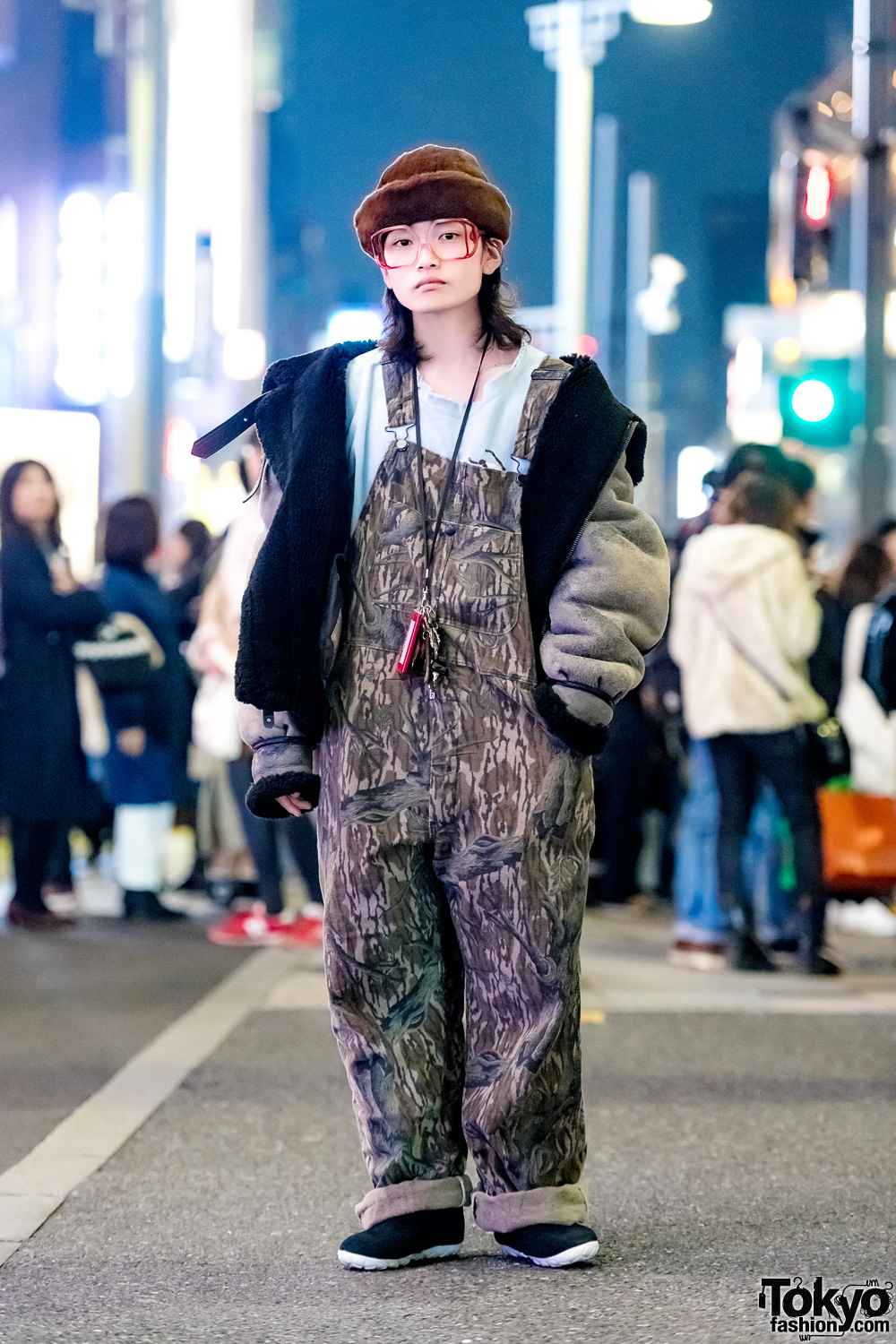 Harajuku Guy in Oversized Vintage Street Style w/ Avirex & San To Nibun ...