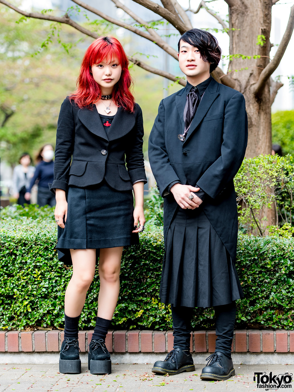 All-Black Harajuku Streetwear Styles w/ Comme des Garcons & Vivienne Westwood