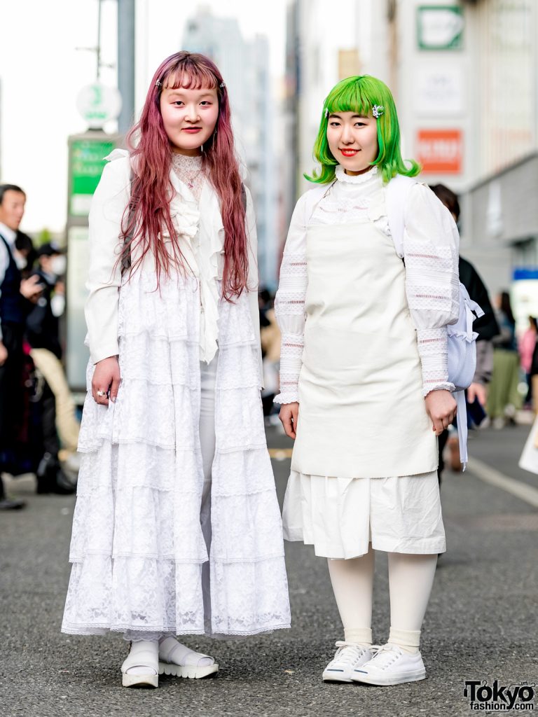 Pink & Green-Haired Japanese Girls in All White Layered Streetwear ...