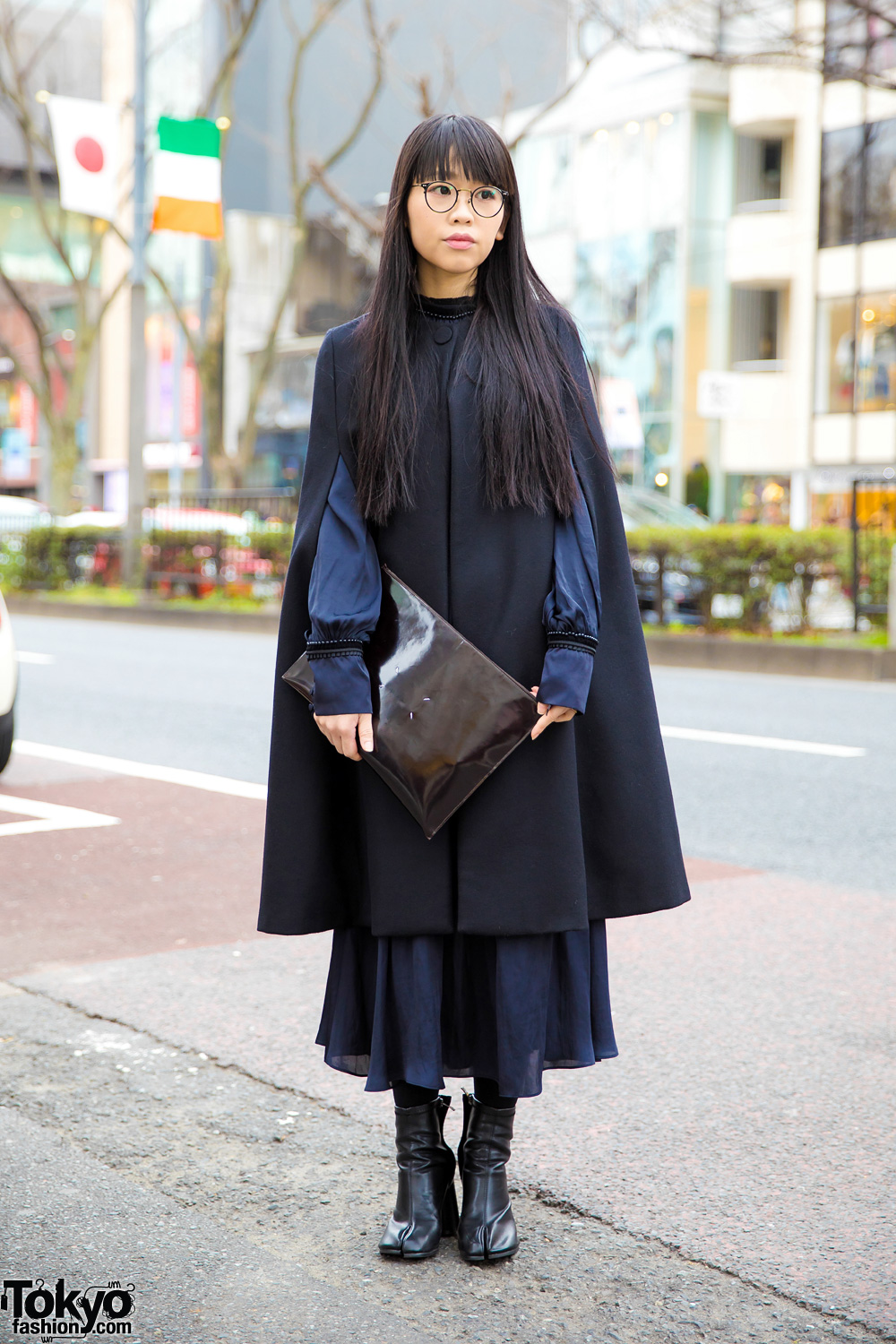 Chic Minimalist Japanese Street Style w/ Cape Coat, Ruffle Dress, Leather Clutch & Tabi Boots