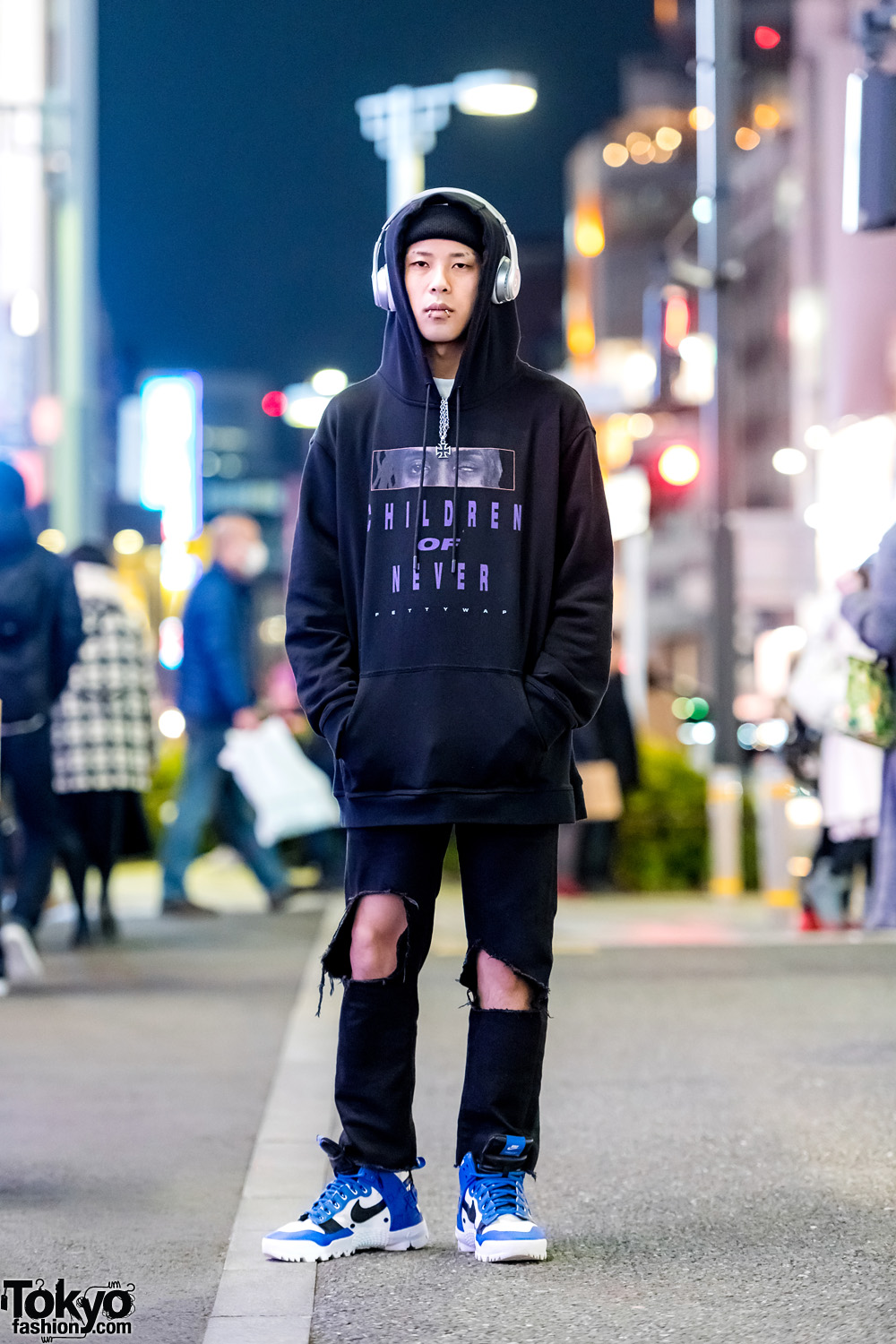 Tokyo Street Styles w/ MYOB Ripped Hoodie, Another Youth, Dr