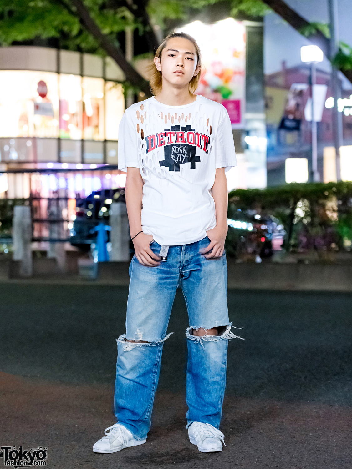 Casual Steetwear in Harajuku w/ Maison Margiela Cutout Shirt, Levi's Ripped Jeans & Adidas Sneakers