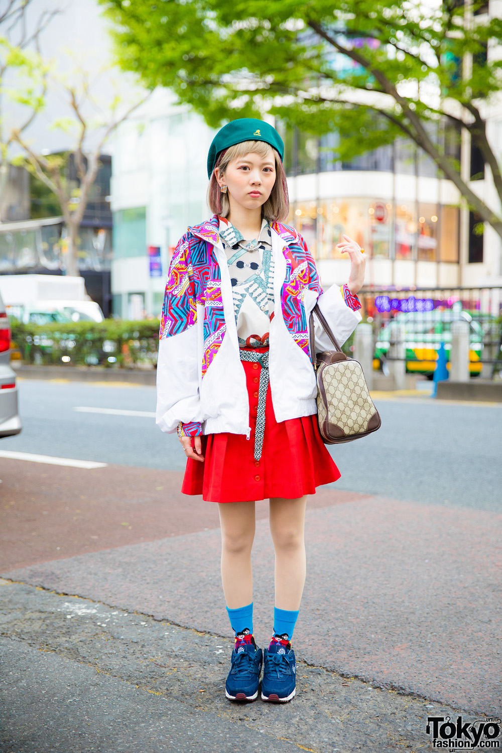 Harajuku Girl in Colorful Vintage Fashion w/ Gucci, Nike, Kangol & Happy Socks