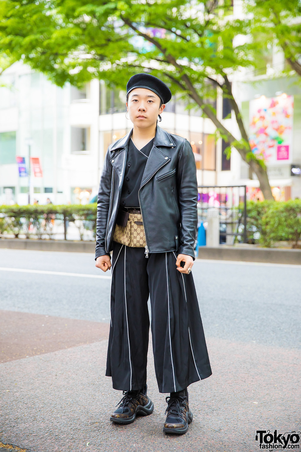 All Black Japanese Streetwear w/ Pameo Pose Wide Leg Pants, Louis