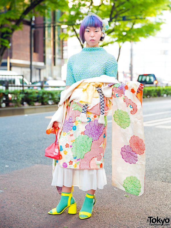 Pastel Japanese Street Style w/ Floral Kimono, Unicorn Hair, Popcorn Top & Yellow Sandals