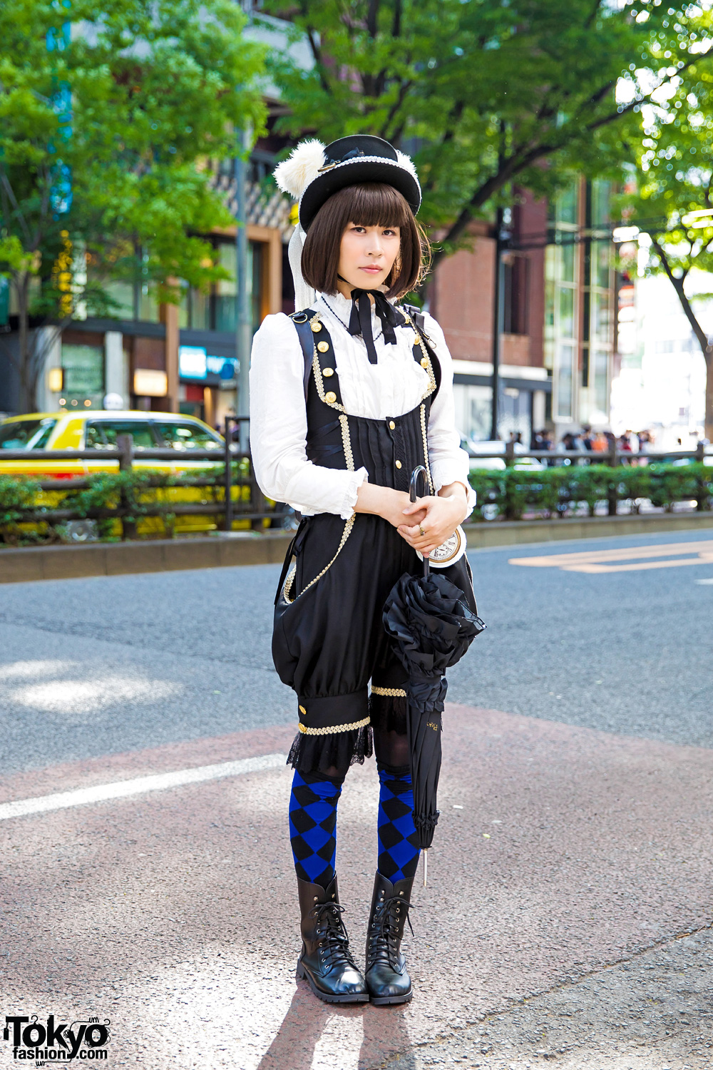 Harajuku Lolita & Steampunk Street Style w/ Alice And The Pirates Fashion & Parasol