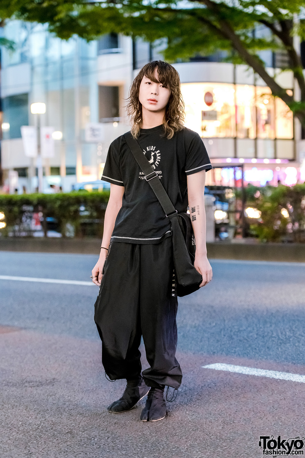 Fashion College Student in All Black Kansai Yamamoto Outfit w