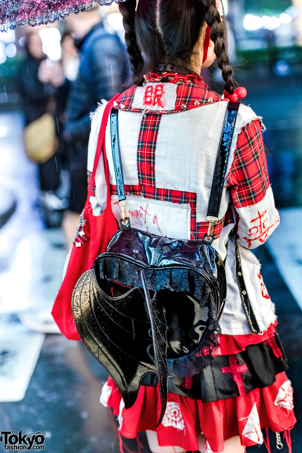 Harajuku Girl in Punk-Gothic Handmade Fashion, ACDC Rag & Yosuke USA ...