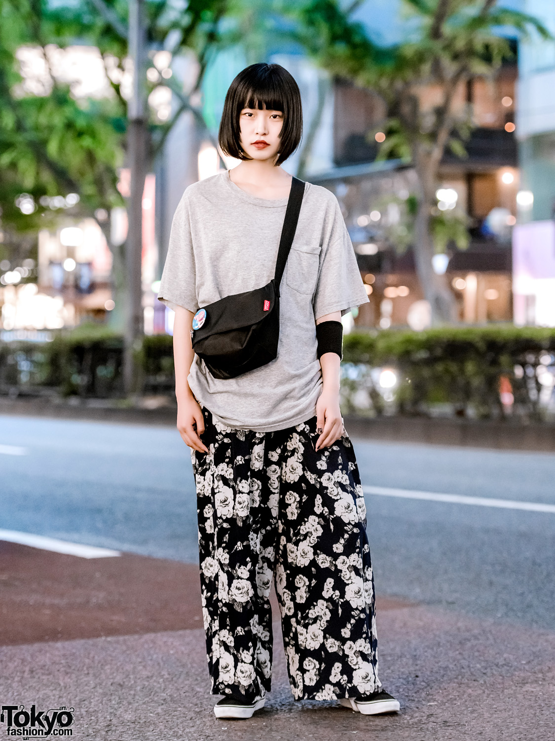 Japanese Monochrome Street Style w/ UNIQLO T-Shirt, Momo Floral Pants, Vans Sneakers & Thank You Mart Crossbody Bag