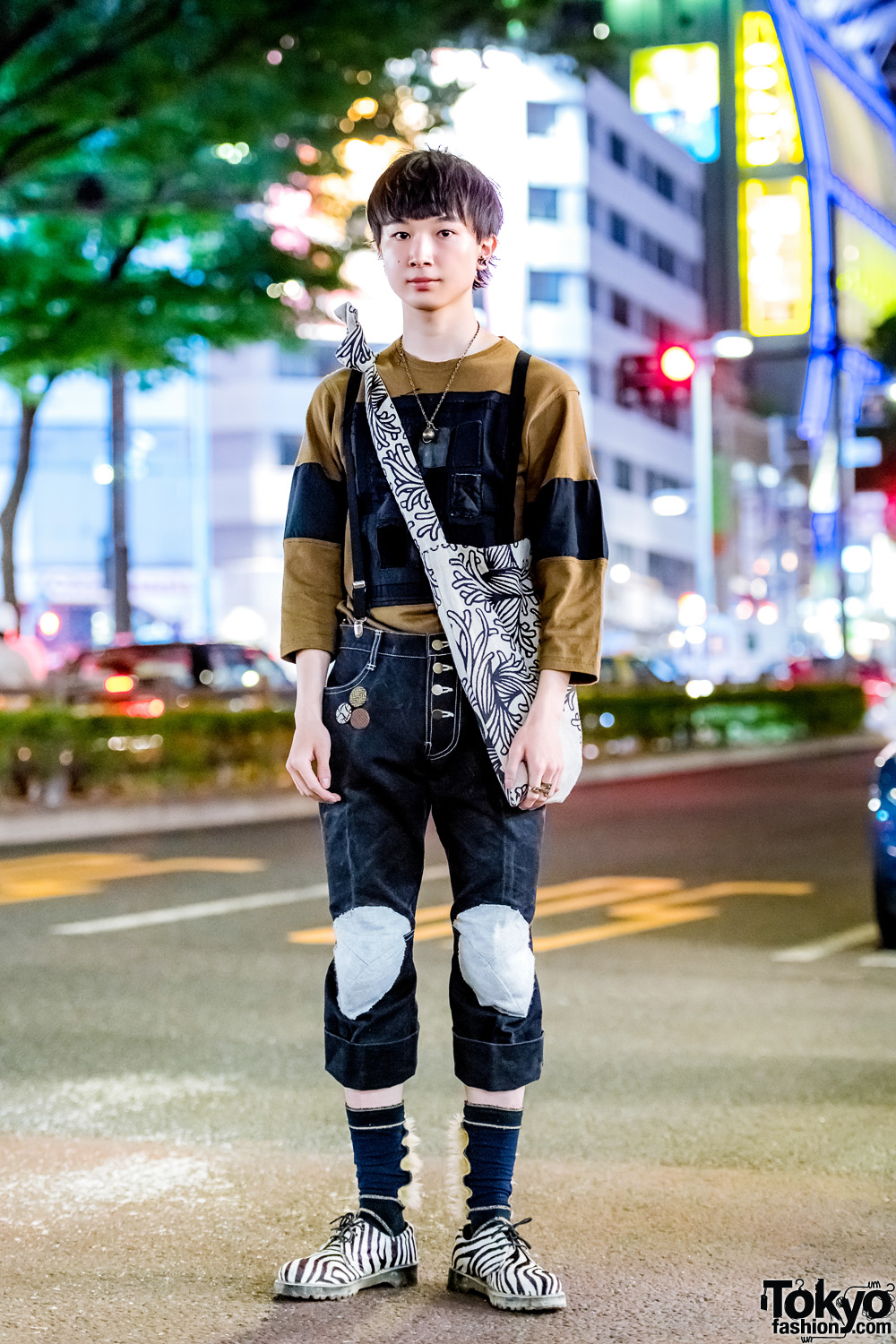 Harajuku Guy in Casual Streetwear Style w/ Christopher Nemeth & Dr. Martens  – Tokyo Fashion
