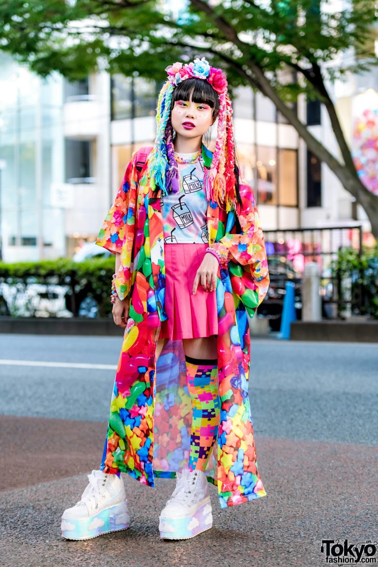 Kawaii Harajuku Street Styles w/ ACDC Rag, Listen Flavor, Super Lovers ...