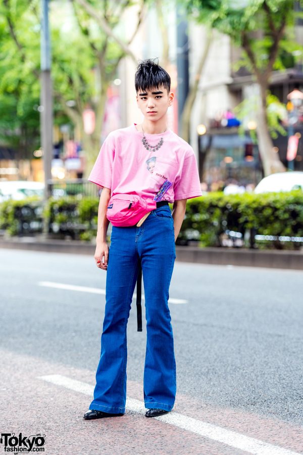 Japanese Street Style w/ Pink Queen Elizabeth T-Shirt, Flare Jeans, Waist Bag & Studded Boots