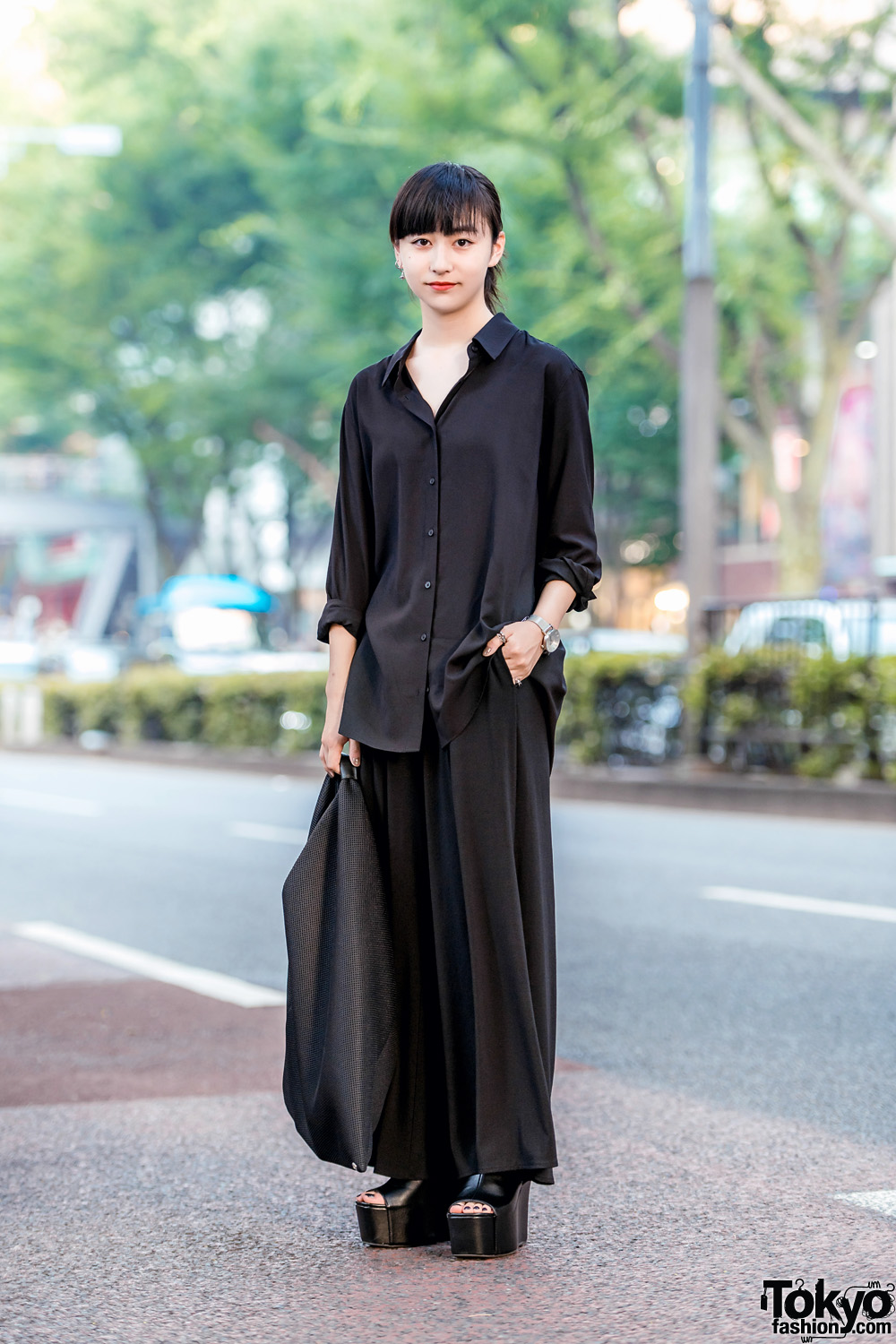 All Black Minimalist Japanese Street Style w/ MM6 Maison Margiela Triangle Bag, Emoda Platforms & Klasse14 Watch