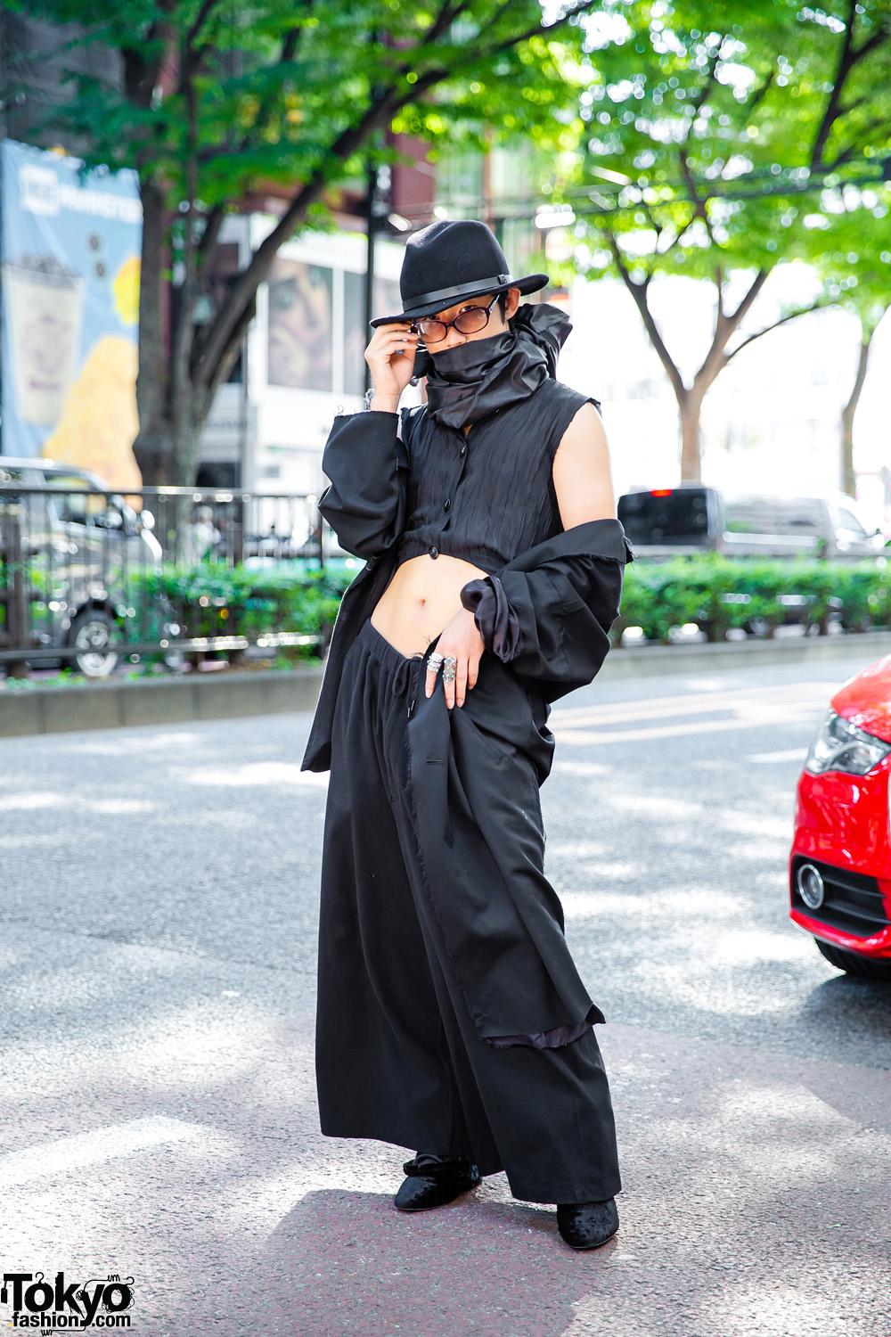 All-Black Vintage Harajuku Street Fashion w/ Lad Musician, Dolls Kill, Dog Harajuku, Sulvam & Sonia Rykiel