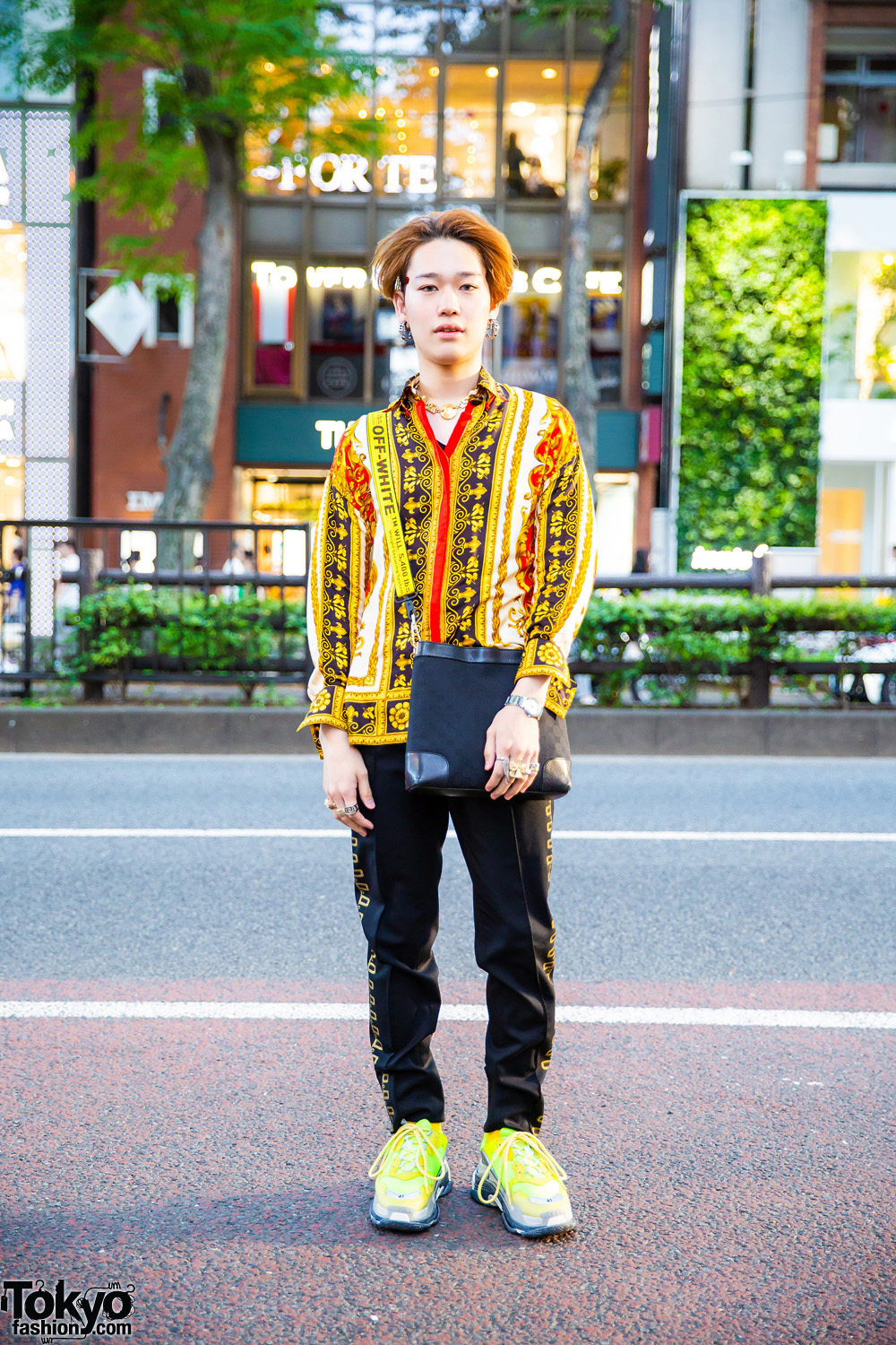Tokyo Designer Street Fashion w/ Gianni Versace, Gucci, Off-White